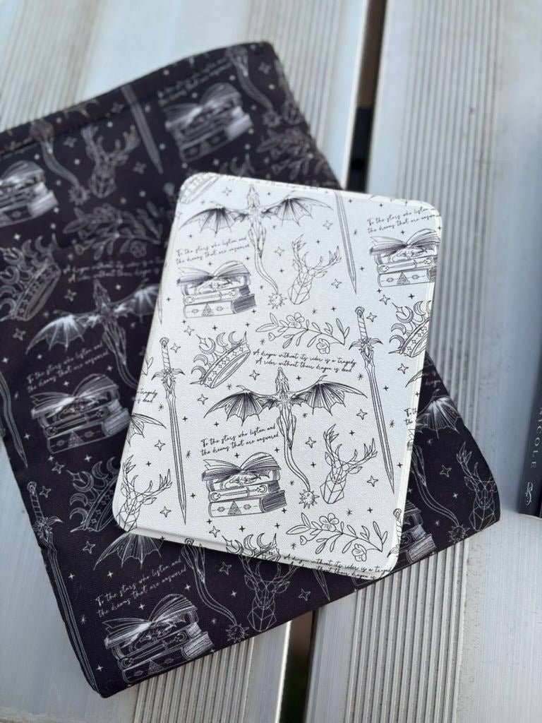 Romantasy Inspired Slim & Smart Kindle Case – 7 inch (Paperwhite 12 gen Signature/Colorsoft)